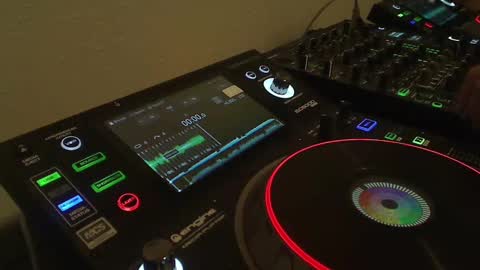 GearPorn online show from December 5, 5:15 am