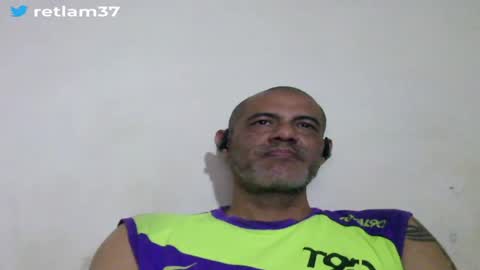 Snapshot of retlam37 chatting on June 25, 5:12 am Walter online show from June 25, 5:12 am