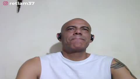 Snapshot of retlam37 chatting on July 3, 4:30 am Walter online show from July 3, 4:30 am