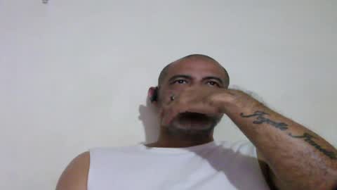 Snapshot of retlam37 chatting on July 23, 4:10 am Walter online show from July 23, 4:10 am