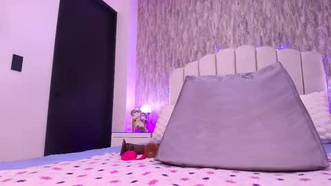 REVEN online show from November 28, 3:09 am