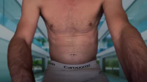 Snapshot of revoiralynch chatting on December 29, 8:48 pm SonnyXXX online show from December 29, 8:48 pm