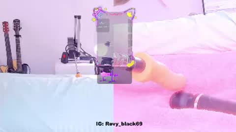 Rebecca y sarih online show from October 21, 9:43 am