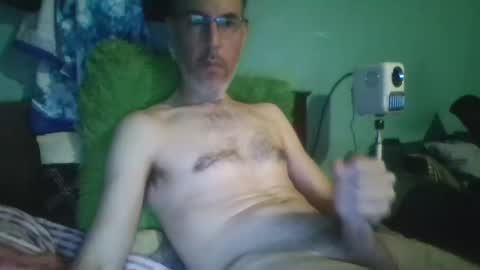 reyes_albert2006 online show from March 14, 11:10 pm