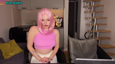 Snapshot of reyeva chatting on October 25, 6:35 pm reyeva online show from October 25, 6:35 pm