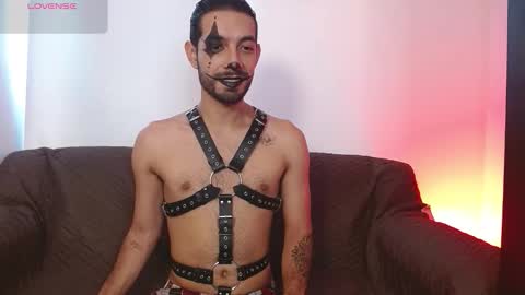 Snapshot of reypablo1 chatting on October 31, 9:27 pm REY PABLO Independent online show from October 31, 9:27 pm