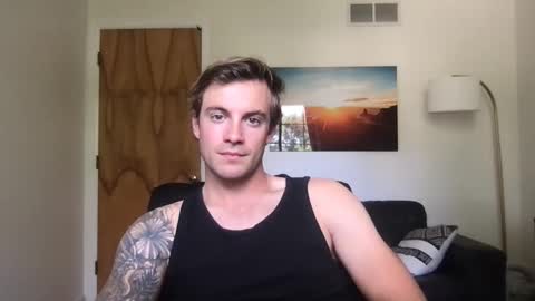 Snapshot of rguy114 chatting on September 25, 3:49 pm Ryan online show from September 25, 3:49 pm