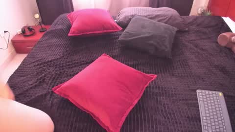 Rhonda online show from September 17, 8:54 pm