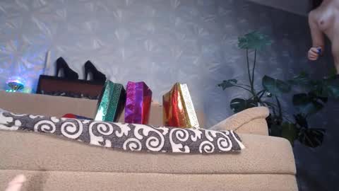 ria_32 online show from December 20, 3:02 am