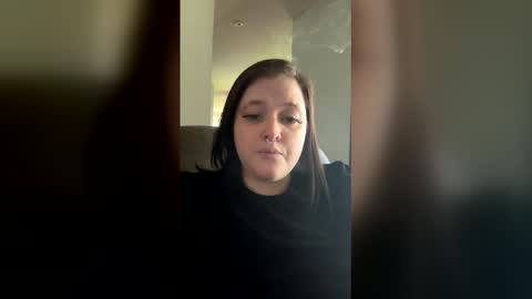 Snapshot of riah_babbie chatting on May 11, 3:51 pm riah_babbie online show from May 11, 3:51 pm