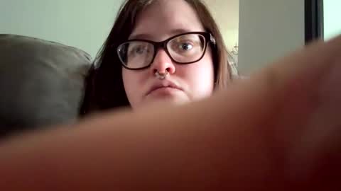 Snapshot of riah_babbie chatting on May 23, 1:48 pm riah_babbie online show from May 23, 1:48 pm