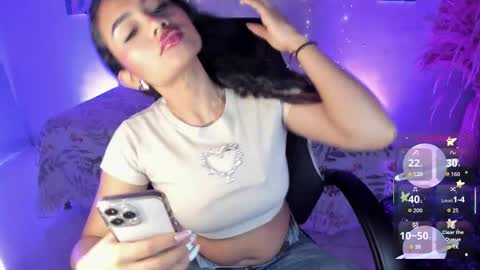 Snapshot of riana_kean chatting on December 18, 6:19 am RianaK online show from December 18, 6:19 am