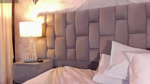 Riana online show from March 12, 11:20 am