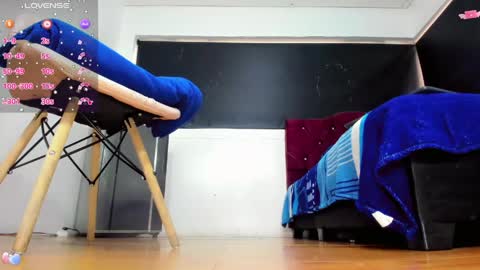 Snapshot of riannagarcia_ chatting on June 9, 7:14 pm Rianna Garcia online show from June 9, 7:14 pm