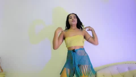 Snapshot of riby_ chatting on May 15, 7:21 pm riby online show from May 15, 7:21 pm