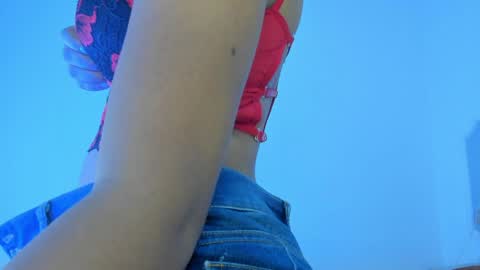 Snapshot of riby_ chatting on June 7, 7:17 pm riby online show from June 7, 7:17 pm