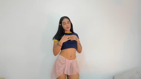 Snapshot of riby_ chatting on June 12, 7:02 pm riby online show from June 12, 7:02 pm