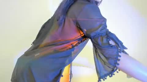 riby  online show from July 3, 7:20 pm