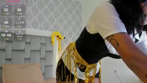 riby  online show from July 14, 7:41 pm