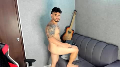 ricardogonzalez666 online show from October 15, 6:30 pm