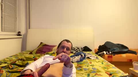 ricciardio online show from February 24, 5:11 am