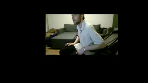 Snapshot of ricciardio chatting on May 18, 7:41 pm ricciardio online show from May 18, 7:41 pm