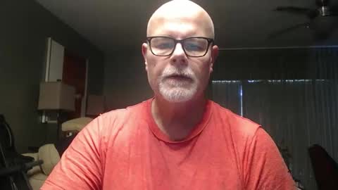 Snapshot of rich32937 chatting on February 1, 4:16 pm rich32937 online show from February 1, 4:16 pm