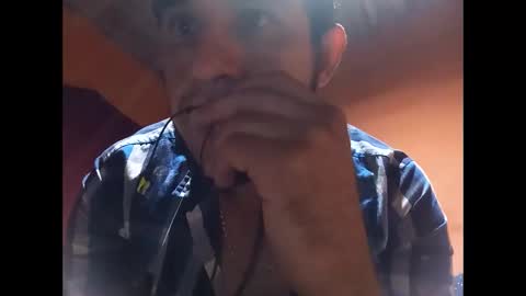 Snapshot of richar1222 chatting on November 12, 8:26 am JRDCl online show from November 12, 8:26 am