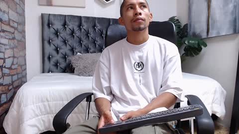 richar_voller online show from January 30, 11:33 am