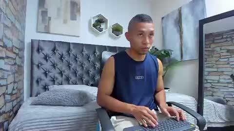 Snapshot of richar_voller chatting on July 2, 11:38 am richar_voller online show from July 2, 11:38 am