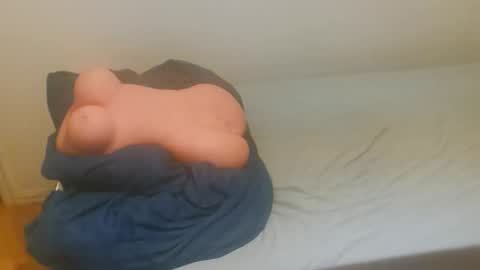 Snapshot of richarddavidson94 chatting on November 13, 12:20 am richarddavidson94 online show from November 13, 12:20 am