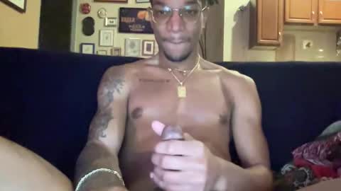 Snapshot of richchris66 chatting on February 17, 12:54 am richchris66 online show from February 17, 12:54 am