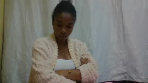Snapshot of richella34 chatting on June 21, 12:52 pm richella34 online show from June 21, 12:52 pm