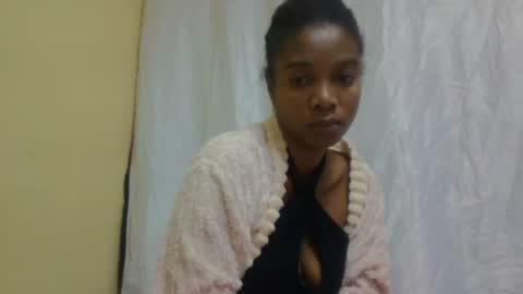 Snapshot of richella34 chatting on June 23, 1:03 am richella34 online show from June 23, 1:03 am