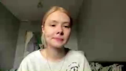 Snapshot of richellearmentrout chatting on June 29, 2:06 pm jenny online show from June 29, 2:06 pm