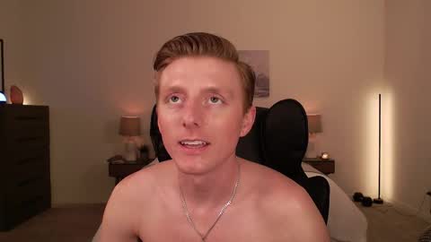 Snapshot of richiewest chatting on March 5, 1:12 am Richie online show from March 5, 1:12 am
