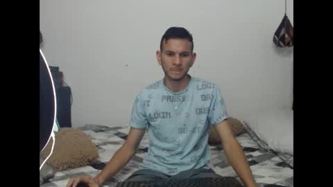 Snapshot of richr_latin_boy chatting on October 13, 4:29 pm rich online show from October 13, 4:29 pm