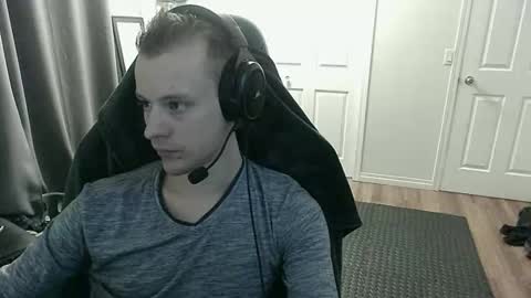 Snapshot of rickgosling chatting on January 6, 2:15 am rickgosling online show from January 6, 2:15 am