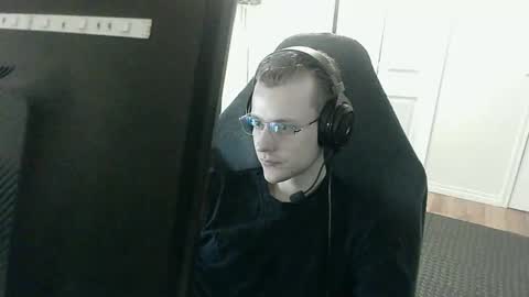 Snapshot of rickgosling chatting on January 15, 3:27 pm rickgosling online show from January 15, 3:27 pm