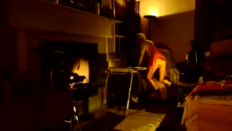 PINK HOLE TWINK online show from May 31, 3:04 am