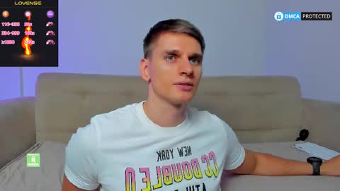 Ricky online show from November 25, 5:51 am