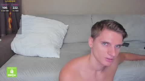 Snapshot of ricky_boltin chatting on July 16, 11:16 am Ricky online show from July 16, 11:16 am