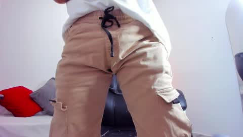 Ricky  online show from March 8, 3:45 pm