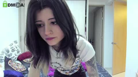 Snapshot of rickydicot_13 chatting on May 17, 11:34 pm RickyDicot 13 online show from May 17, 11:34 pm