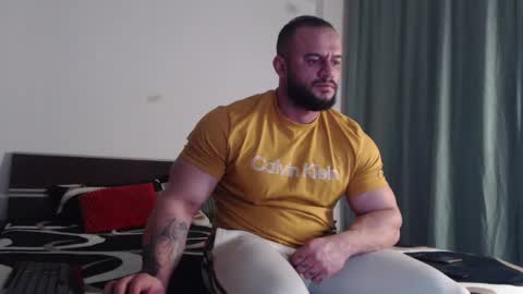 Snapshot of rickymiami1 chatting on March 4, 9:11 pm rickymiami1 online show from March 4, 9:11 pm