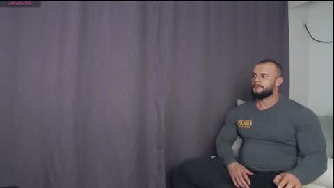 Snapshot of rickymiami1 chatting on September 30, 5:18 pm rickymiami1 online show from September 30, 5:18 pm