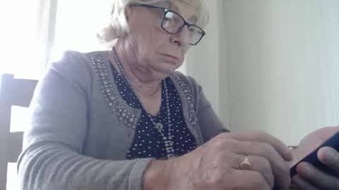 Snapshot of rickyorks chatting on October 14, 10:27 am rickyorks online show from October 14, 10:27 am