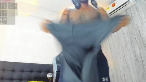 RicoBrowm online show from January 18, 11:00 am