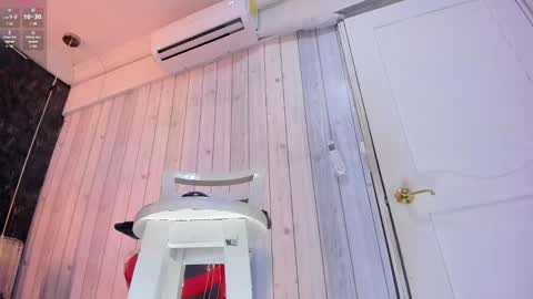 RicoBrowm online show from January 31, 7:39 am