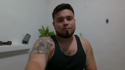 Snapshot of riderrc chatting on October 26, 1:44 am DIRYRC online show from October 26, 1:44 am